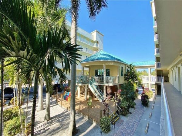 Treasure Island Condo 982512
