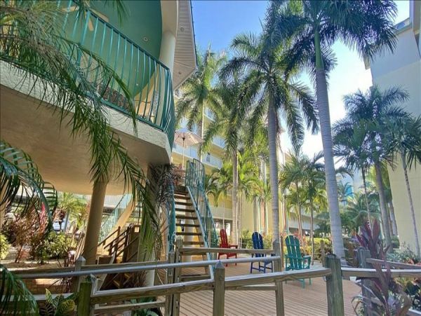 Treasure Island Condo 982512