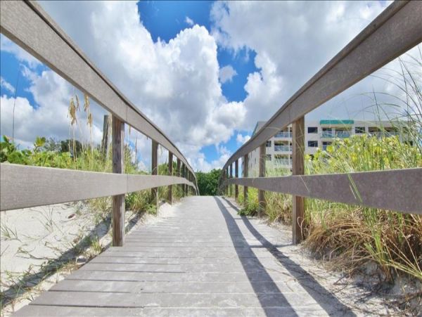 Treasure Island Condo 982513