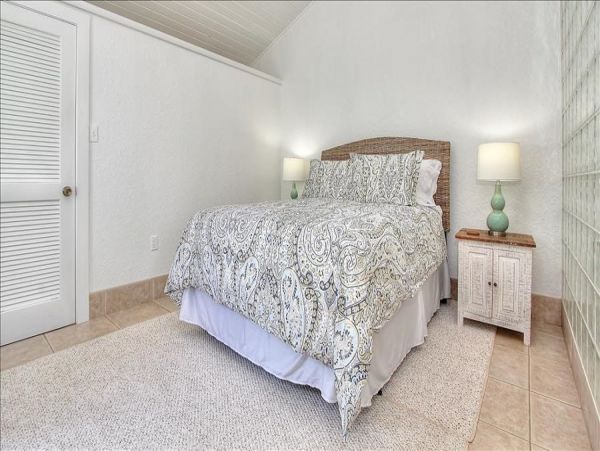 Treasure Island Condo 982514
