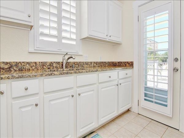 Treasure Island Condo 982515