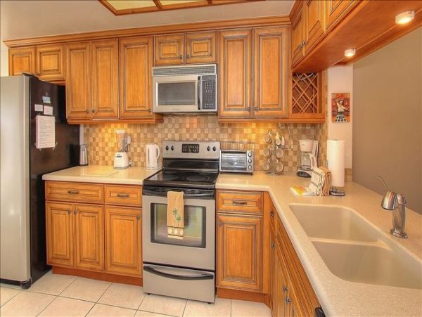 Treasure Island Lovely Waterside Condo for Rent.