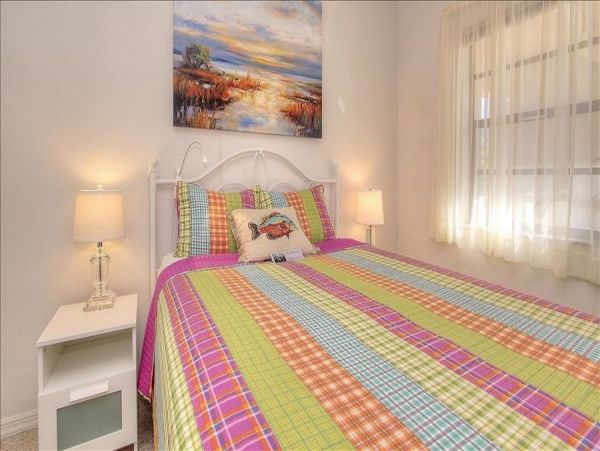 Treasure Island Lovely Waterside Condo for Rent.