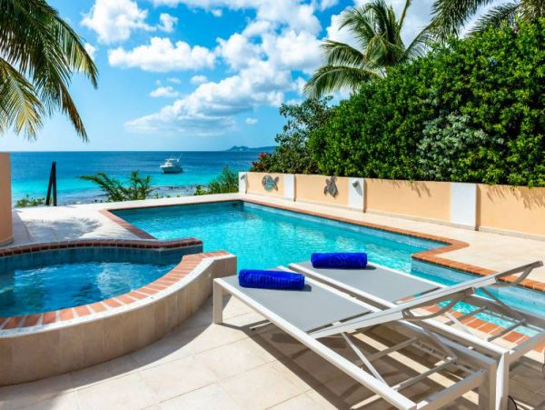 Bonaire Home 982518
