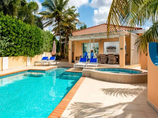 Bonaire Home 982518