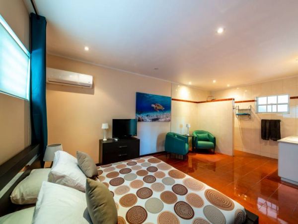 Bonaire Home 982518
