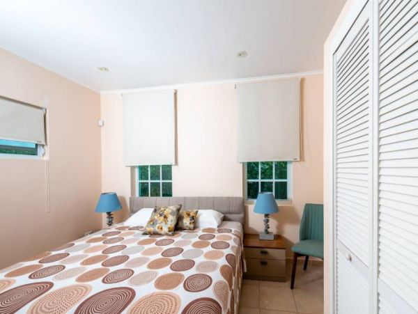 Bonaire Home 982518