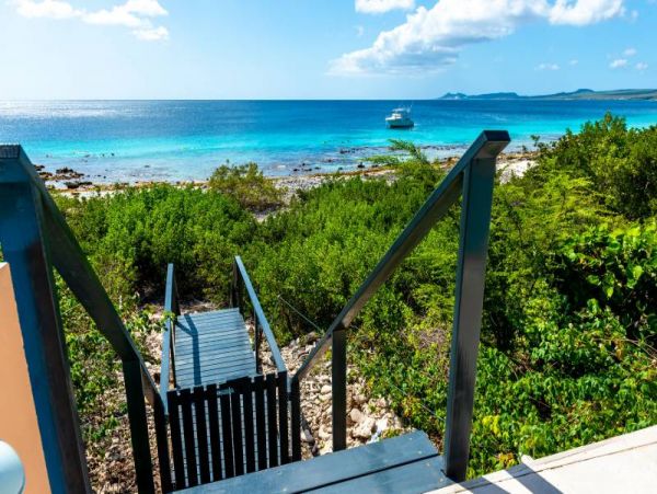 Bonaire Home 982518