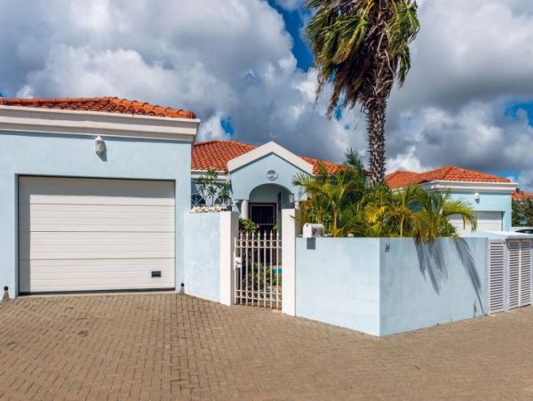 Bonaire Home 982519
