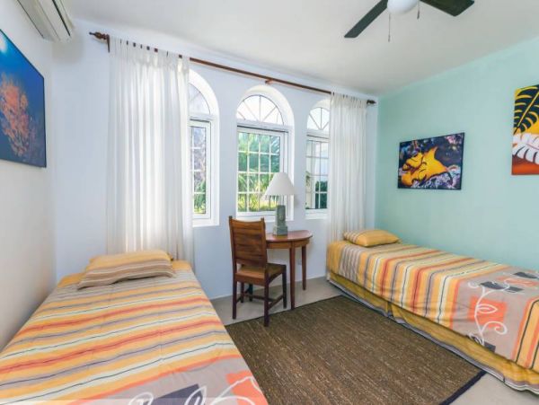 Bonaire Home 982519