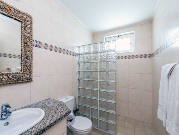 Bonaire Home 982519