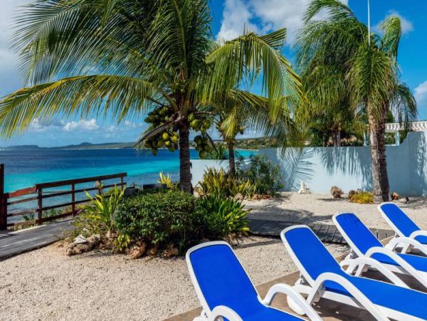 Bonaire Home 982519