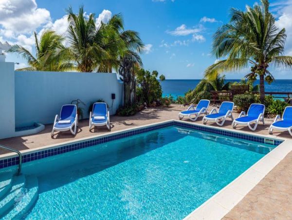 Bonaire Home 982519