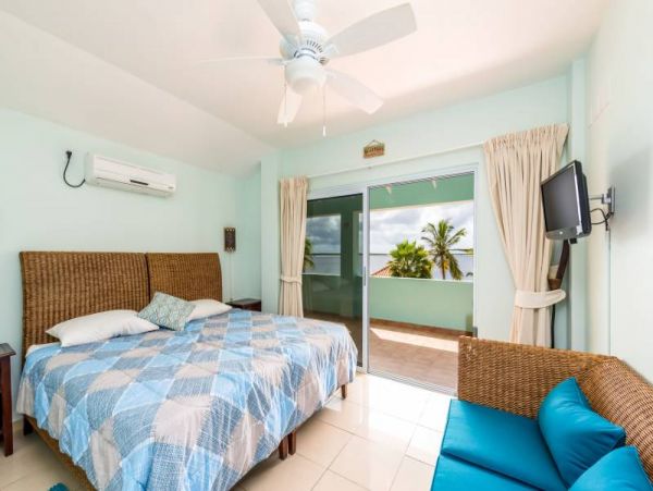 Bonaire Home 982520