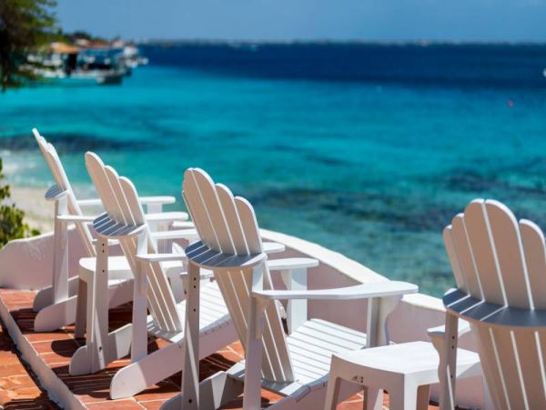Bonaire Home 982521