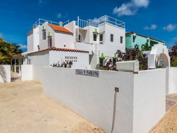 Bonaire Home 982521