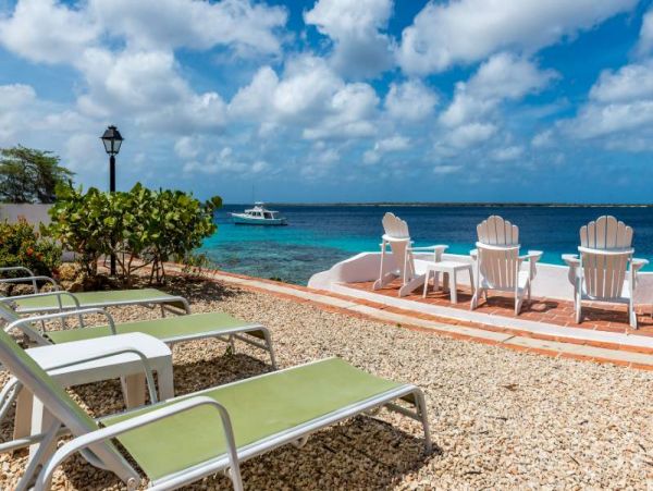 Bonaire Home 982521