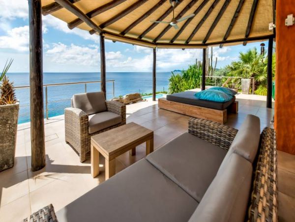 Bonaire Home 982522