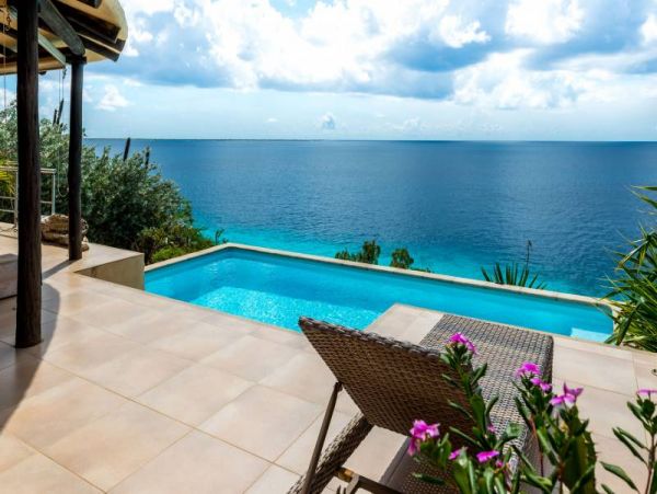 Bonaire Home 982522