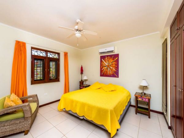 Bonaire Condo 982525