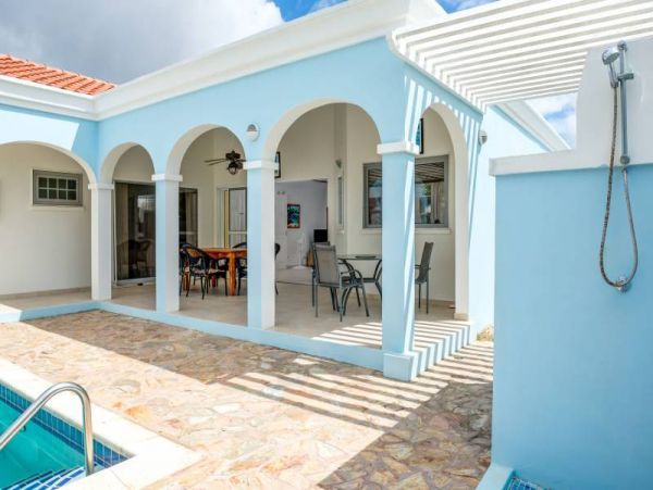 Bonaire Home 982531