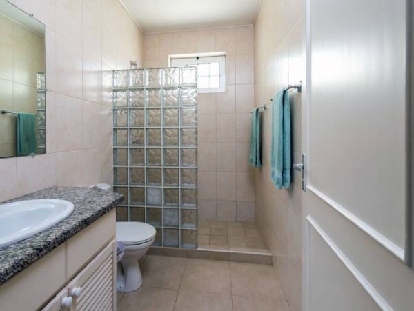 Bonaire Home 982532
