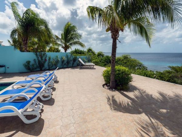 Bonaire Home 982532