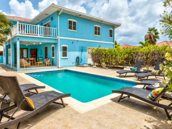 Bonaire Home 982534