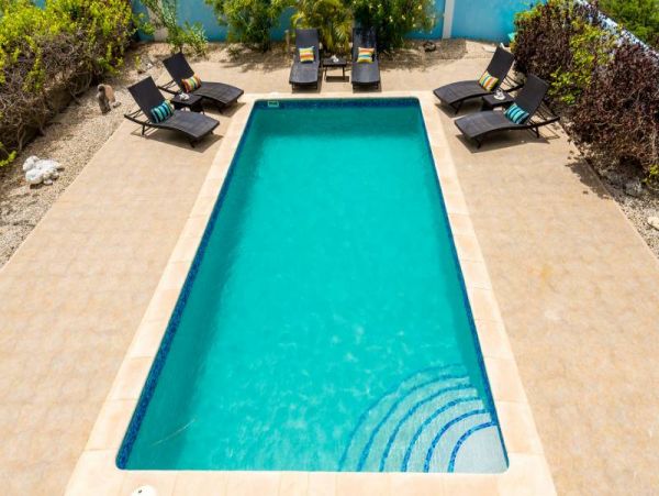 Bonaire Home 982534