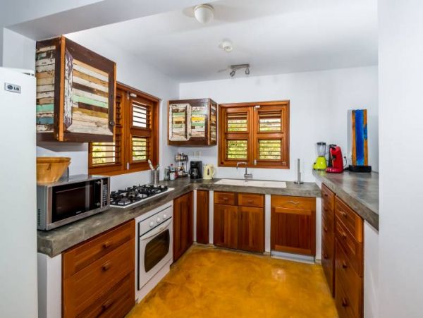 Bonaire Home 982535