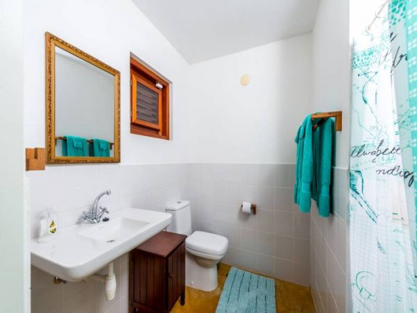 Bonaire Home 982535