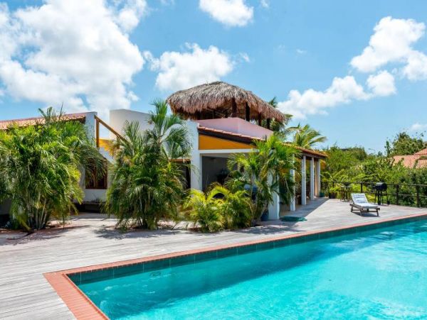 Bonaire Home 982535