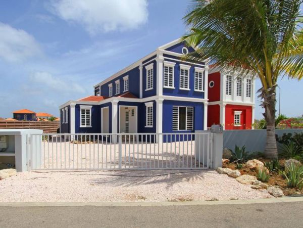 Bonaire Home 982536