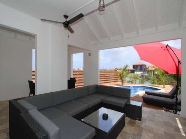 Bonaire Home 982536