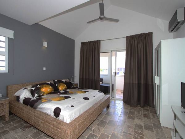 Bonaire Home 982536