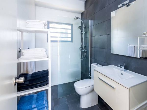 Bonaire Home 982537