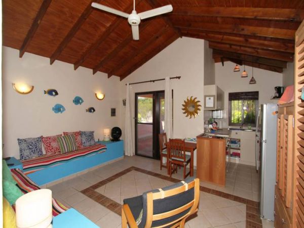 Bonaire Home 982540
