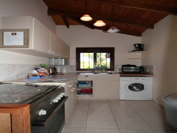 Bonaire Home 982540