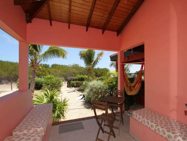 Bonaire Home 982540