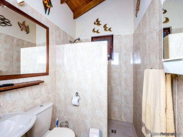 Bonaire Home 982541