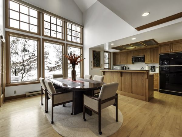 Alta Condo 982543