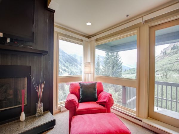 Alta Condo 982544