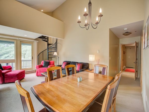 Alta Condo 982544