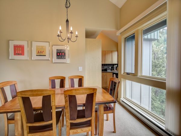 Alta Condo 982544