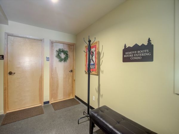 Alta Condo 982544