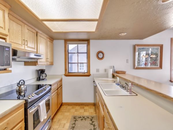 Alta Condo 982545