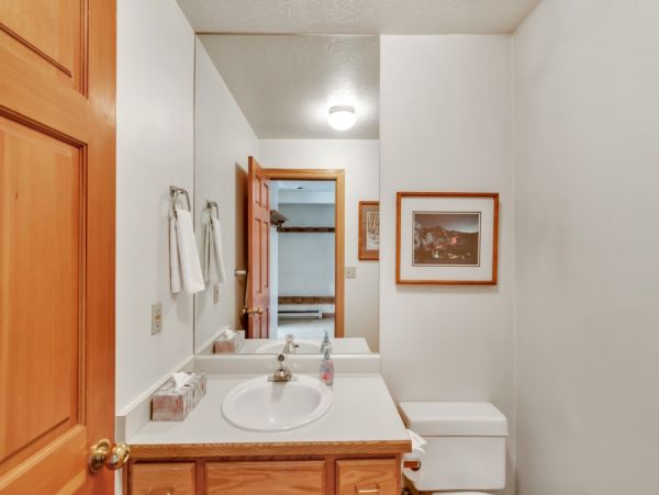 Alta Condo 982545