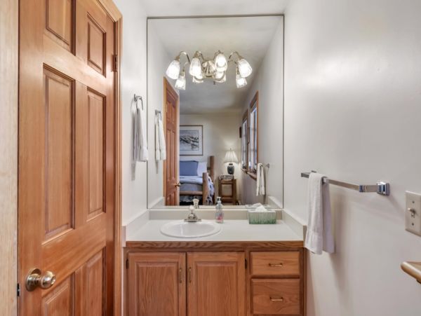 Alta Condo 982545
