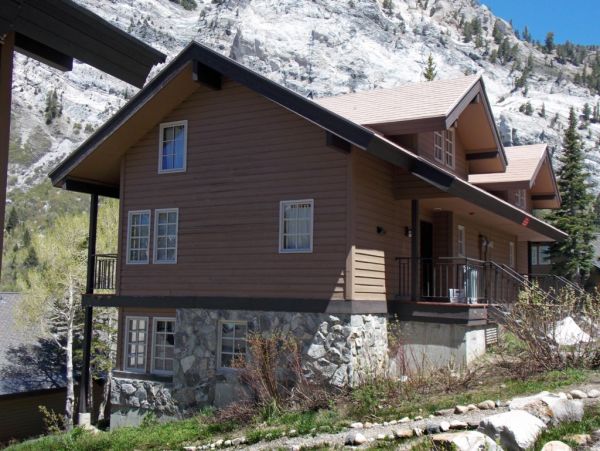 Alta Condo 982545