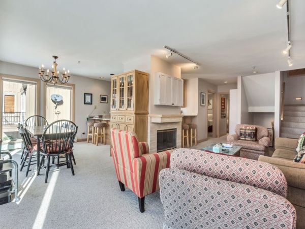 Alta Condo 982547
